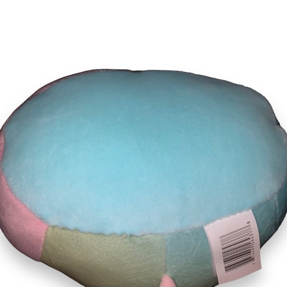 Caedyn The Cow Ombre Gradient Squishmallow - Picture 5 of 7